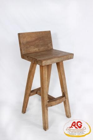 TALL CHAIR
